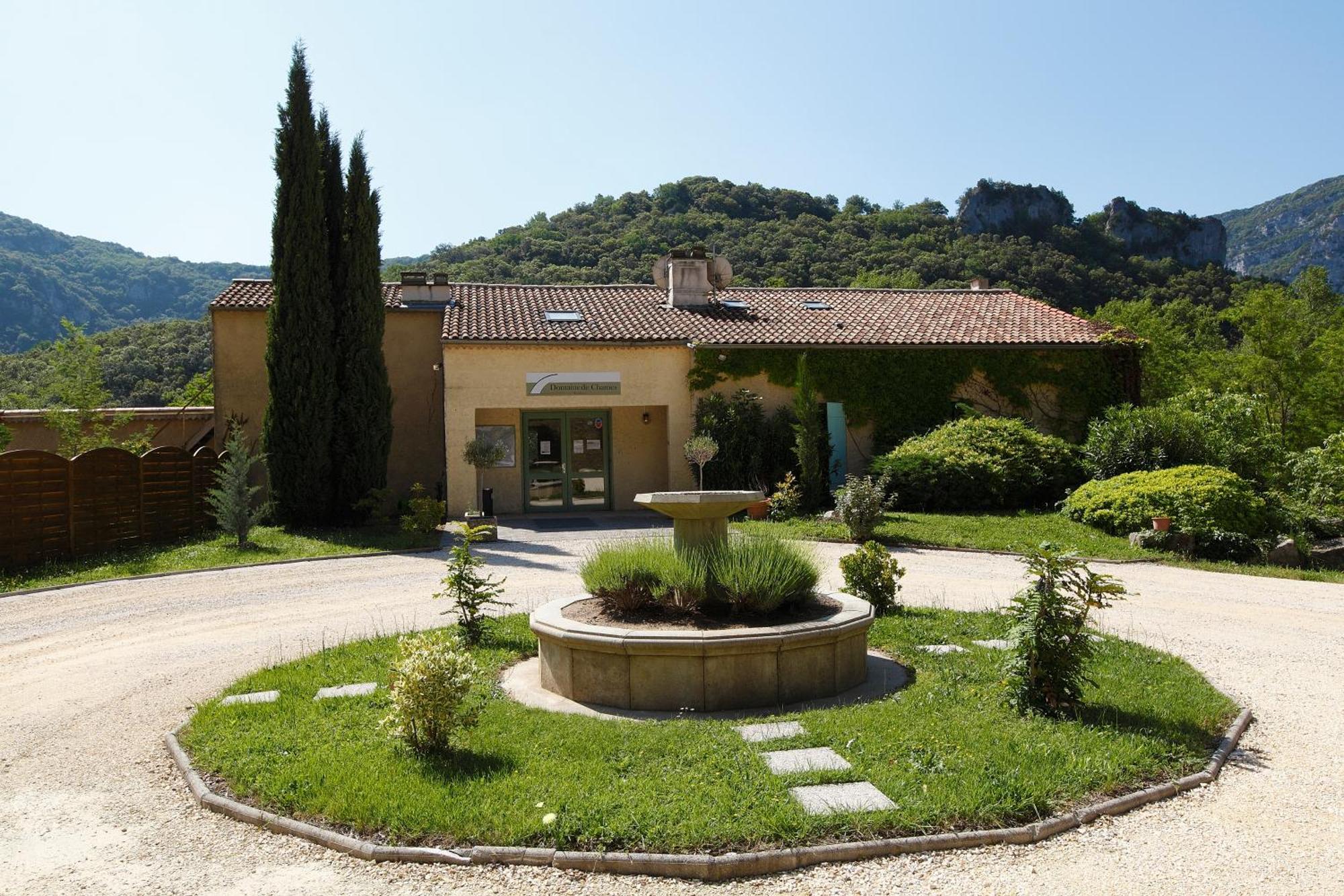Vacanceole - Le Domaine De Chames - Pont D'Arc Валлон-Пон-д'Арк Экстерьер фото