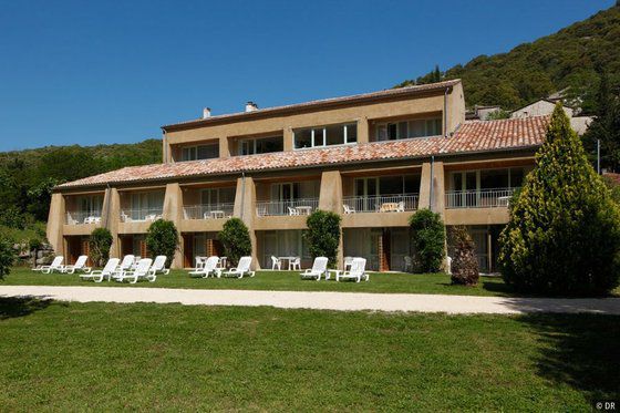 Vacanceole - Le Domaine De Chames - Pont D'Arc Валлон-Пон-д'Арк Экстерьер фото